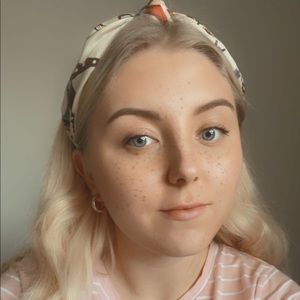 Meet your Posher, Анастасия